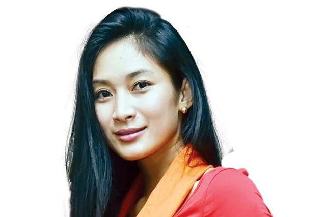 Happy Salma Ogah Jadi Model Bugil